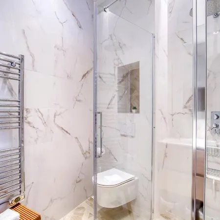 아파트 4 Stars Palais Hermitage, 5 Pers, Ac, Full Confort *