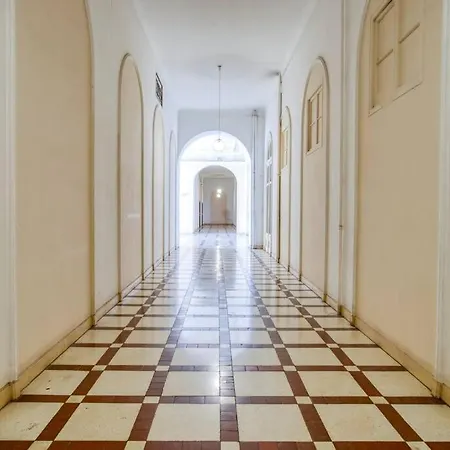4 Stars Palais Hermitage, 5 Pers, Ac, Full Confort Appartement